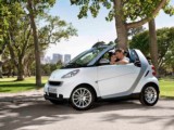 Rent the Smart Fortwo convertible Cannes - Monaco Juan Les Pins Antibes Convertible City Car Airport For Two Cheap Day 